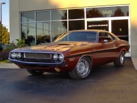 Dodge Challenger R/T coupe 2-door (1 generation) 6.3 4MT (335hp) foto, Dodge Challenger R/T coupe 2-door (1 generation) 6.3 4MT (335hp) fotos, Dodge Challenger R/T coupe 2-door (1 generation) 6.3 4MT (335hp) imagen, Dodge Challenger R/T coupe 2-door (1 generation) 6.3 4MT (335hp) imagenes, Dodge Challenger R/T coupe 2-door (1 generation) 6.3 4MT (335hp) fotografía