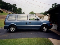 Dodge Grand Caravan minivan 4-door (2 generation) 3.0 AT (144hp) foto, Dodge Grand Caravan minivan 4-door (2 generation) 3.0 AT (144hp) fotos, Dodge Grand Caravan minivan 4-door (2 generation) 3.0 AT (144hp) imagen, Dodge Grand Caravan minivan 4-door (2 generation) 3.0 AT (144hp) imagenes, Dodge Grand Caravan minivan 4-door (2 generation) 3.0 AT (144hp) fotografía