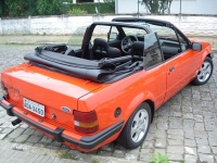 Ford Escort Cabriolet 2-door (3 generation) 1.6 MT (79hp) foto, Ford Escort Cabriolet 2-door (3 generation) 1.6 MT (79hp) fotos, Ford Escort Cabriolet 2-door (3 generation) 1.6 MT (79hp) imagen, Ford Escort Cabriolet 2-door (3 generation) 1.6 MT (79hp) imagenes, Ford Escort Cabriolet 2-door (3 generation) 1.6 MT (79hp) fotografía