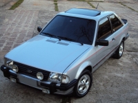 Ford Escort Hatchback 3-door (3 generation) 1.6 AT (79hp) foto, Ford Escort Hatchback 3-door (3 generation) 1.6 AT (79hp) fotos, Ford Escort Hatchback 3-door (3 generation) 1.6 AT (79hp) imagen, Ford Escort Hatchback 3-door (3 generation) 1.6 AT (79hp) imagenes, Ford Escort Hatchback 3-door (3 generation) 1.6 AT (79hp) fotografía