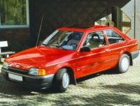 Ford Escort Hatchback 3-door (4 generation) 1.0 MT (50hp) foto, Ford Escort Hatchback 3-door (4 generation) 1.0 MT (50hp) fotos, Ford Escort Hatchback 3-door (4 generation) 1.0 MT (50hp) imagen, Ford Escort Hatchback 3-door (4 generation) 1.0 MT (50hp) imagenes, Ford Escort Hatchback 3-door (4 generation) 1.0 MT (50hp) fotografía