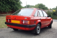 Ford Escort Hatchback 5-door. (3 generation) 1.1 5MT foto, Ford Escort Hatchback 5-door. (3 generation) 1.1 5MT fotos, Ford Escort Hatchback 5-door. (3 generation) 1.1 5MT imagen, Ford Escort Hatchback 5-door. (3 generation) 1.1 5MT imagenes, Ford Escort Hatchback 5-door. (3 generation) 1.1 5MT fotografía