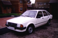 Ford Escort Hatchback 5-door. (3 generation) 1.1 MT (55 HP) opiniones, Ford Escort Hatchback 5-door. (3 generation) 1.1 MT (55 HP) precio, Ford Escort Hatchback 5-door. (3 generation) 1.1 MT (55 HP) comprar, Ford Escort Hatchback 5-door. (3 generation) 1.1 MT (55 HP) caracteristicas, Ford Escort Hatchback 5-door. (3 generation) 1.1 MT (55 HP) especificaciones, Ford Escort Hatchback 5-door. (3 generation) 1.1 MT (55 HP) Ficha tecnica, Ford Escort Hatchback 5-door. (3 generation) 1.1 MT (55 HP) Automovil