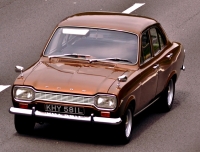 Ford Escort Sedan (1 generation) 1.3 MT (56 HP) opiniones, Ford Escort Sedan (1 generation) 1.3 MT (56 HP) precio, Ford Escort Sedan (1 generation) 1.3 MT (56 HP) comprar, Ford Escort Sedan (1 generation) 1.3 MT (56 HP) caracteristicas, Ford Escort Sedan (1 generation) 1.3 MT (56 HP) especificaciones, Ford Escort Sedan (1 generation) 1.3 MT (56 HP) Ficha tecnica, Ford Escort Sedan (1 generation) 1.3 MT (56 HP) Automovil