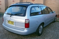 Holden Commodore station Wagon (3rd generation) AT 3.8 (233 hp) foto, Holden Commodore station Wagon (3rd generation) AT 3.8 (233 hp) fotos, Holden Commodore station Wagon (3rd generation) AT 3.8 (233 hp) imagen, Holden Commodore station Wagon (3rd generation) AT 3.8 (233 hp) imagenes, Holden Commodore station Wagon (3rd generation) AT 3.8 (233 hp) fotografía