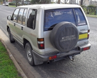 Holden Jackaroo SUV (2 generation) 3.1 TD MT (114 HP) foto, Holden Jackaroo SUV (2 generation) 3.1 TD MT (114 HP) fotos, Holden Jackaroo SUV (2 generation) 3.1 TD MT (114 HP) imagen, Holden Jackaroo SUV (2 generation) 3.1 TD MT (114 HP) imagenes, Holden Jackaroo SUV (2 generation) 3.1 TD MT (114 HP) fotografía