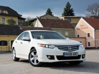 Honda Accord Sedan 4-door (8 generation) 2.2 i-DTEC AT foto, Honda Accord Sedan 4-door (8 generation) 2.2 i-DTEC AT fotos, Honda Accord Sedan 4-door (8 generation) 2.2 i-DTEC AT imagen, Honda Accord Sedan 4-door (8 generation) 2.2 i-DTEC AT imagenes, Honda Accord Sedan 4-door (8 generation) 2.2 i-DTEC AT fotografía