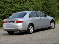 Honda Accord Sedan (7th generation) 2.0 AT (155hp) foto, Honda Accord Sedan (7th generation) 2.0 AT (155hp) fotos, Honda Accord Sedan (7th generation) 2.0 AT (155hp) imagen, Honda Accord Sedan (7th generation) 2.0 AT (155hp) imagenes, Honda Accord Sedan (7th generation) 2.0 AT (155hp) fotografía