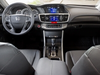 Honda Accord Sedan (9th generation) AT 3.5 (280hp) Premium (2013) foto, Honda Accord Sedan (9th generation) AT 3.5 (280hp) Premium (2013) fotos, Honda Accord Sedan (9th generation) AT 3.5 (280hp) Premium (2013) imagen, Honda Accord Sedan (9th generation) AT 3.5 (280hp) Premium (2013) imagenes, Honda Accord Sedan (9th generation) AT 3.5 (280hp) Premium (2013) fotografía
