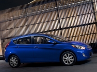 Hyundai Accent Hatchback (RB) 1.4 AT (108hp) foto, Hyundai Accent Hatchback (RB) 1.4 AT (108hp) fotos, Hyundai Accent Hatchback (RB) 1.4 AT (108hp) imagen, Hyundai Accent Hatchback (RB) 1.4 AT (108hp) imagenes, Hyundai Accent Hatchback (RB) 1.4 AT (108hp) fotografía