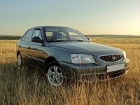 Hyundai Accent Sedan (LC) 1.5 MT (99hp) MT0 foto, Hyundai Accent Sedan (LC) 1.5 MT (99hp) MT0 fotos, Hyundai Accent Sedan (LC) 1.5 MT (99hp) MT0 imagen, Hyundai Accent Sedan (LC) 1.5 MT (99hp) MT0 imagenes, Hyundai Accent Sedan (LC) 1.5 MT (99hp) MT0 fotografía