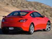 Hyundai Genesis Coupe 2-door (1 generation) 3.8 MT (303 h.p.) foto, Hyundai Genesis Coupe 2-door (1 generation) 3.8 MT (303 h.p.) fotos, Hyundai Genesis Coupe 2-door (1 generation) 3.8 MT (303 h.p.) imagen, Hyundai Genesis Coupe 2-door (1 generation) 3.8 MT (303 h.p.) imagenes, Hyundai Genesis Coupe 2-door (1 generation) 3.8 MT (303 h.p.) fotografía