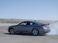 Hyundai Genesis Coupe 2-door (1 generation) 3.8 Shiftronic (303 h.p.) foto, Hyundai Genesis Coupe 2-door (1 generation) 3.8 Shiftronic (303 h.p.) fotos, Hyundai Genesis Coupe 2-door (1 generation) 3.8 Shiftronic (303 h.p.) imagen, Hyundai Genesis Coupe 2-door (1 generation) 3.8 Shiftronic (303 h.p.) imagenes, Hyundai Genesis Coupe 2-door (1 generation) 3.8 Shiftronic (303 h.p.) fotografía