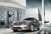 Hyundai Grandeur Saloon (HG) 3.0 AT (250 HP), Elegance (2013) foto, Hyundai Grandeur Saloon (HG) 3.0 AT (250 HP), Elegance (2013) fotos, Hyundai Grandeur Saloon (HG) 3.0 AT (250 HP), Elegance (2013) imagen, Hyundai Grandeur Saloon (HG) 3.0 AT (250 HP), Elegance (2013) imagenes, Hyundai Grandeur Saloon (HG) 3.0 AT (250 HP), Elegance (2013) fotografía