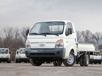 Hyundai H-100 Single Cab Board 2-door (3 generation) 2.6 D MT (79 HP) foto, Hyundai H-100 Single Cab Board 2-door (3 generation) 2.6 D MT (79 HP) fotos, Hyundai H-100 Single Cab Board 2-door (3 generation) 2.6 D MT (79 HP) imagen, Hyundai H-100 Single Cab Board 2-door (3 generation) 2.6 D MT (79 HP) imagenes, Hyundai H-100 Single Cab Board 2-door (3 generation) 2.6 D MT (79 HP) fotografía