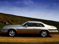 Jaguar XJS Coupe (2 generation) 4.0 AT (233hp) opiniones, Jaguar XJS Coupe (2 generation) 4.0 AT (233hp) precio, Jaguar XJS Coupe (2 generation) 4.0 AT (233hp) comprar, Jaguar XJS Coupe (2 generation) 4.0 AT (233hp) caracteristicas, Jaguar XJS Coupe (2 generation) 4.0 AT (233hp) especificaciones, Jaguar XJS Coupe (2 generation) 4.0 AT (233hp) Ficha tecnica, Jaguar XJS Coupe (2 generation) 4.0 AT (233hp) Automovil