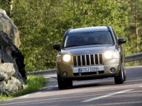 Jeep Compass Crossover (1 generation) 2.0 D MT (140hp) foto, Jeep Compass Crossover (1 generation) 2.0 D MT (140hp) fotos, Jeep Compass Crossover (1 generation) 2.0 D MT (140hp) imagen, Jeep Compass Crossover (1 generation) 2.0 D MT (140hp) imagenes, Jeep Compass Crossover (1 generation) 2.0 D MT (140hp) fotografía