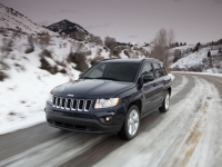 Jeep Compass Crossover (1 generation) 2.4 CVT (170hp) LIMITED (2012) foto, Jeep Compass Crossover (1 generation) 2.4 CVT (170hp) LIMITED (2012) fotos, Jeep Compass Crossover (1 generation) 2.4 CVT (170hp) LIMITED (2012) imagen, Jeep Compass Crossover (1 generation) 2.4 CVT (170hp) LIMITED (2012) imagenes, Jeep Compass Crossover (1 generation) 2.4 CVT (170hp) LIMITED (2012) fotografía