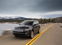 Jeep Compass Crossover (1 generation) AT 2.4 AWD (170hp) Limited foto, Jeep Compass Crossover (1 generation) AT 2.4 AWD (170hp) Limited fotos, Jeep Compass Crossover (1 generation) AT 2.4 AWD (170hp) Limited imagen, Jeep Compass Crossover (1 generation) AT 2.4 AWD (170hp) Limited imagenes, Jeep Compass Crossover (1 generation) AT 2.4 AWD (170hp) Limited fotografía