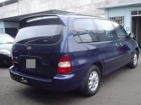 Kia Carnival Minivan (1 generation) 2.9 TD MT (125hp) foto, Kia Carnival Minivan (1 generation) 2.9 TD MT (125hp) fotos, Kia Carnival Minivan (1 generation) 2.9 TD MT (125hp) imagen, Kia Carnival Minivan (1 generation) 2.9 TD MT (125hp) imagenes, Kia Carnival Minivan (1 generation) 2.9 TD MT (125hp) fotografía