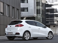 Kia CEE'd Hatchback 5-door. (2 generation) 1.4 MT Classic (2013) foto, Kia CEE'd Hatchback 5-door. (2 generation) 1.4 MT Classic (2013) fotos, Kia CEE'd Hatchback 5-door. (2 generation) 1.4 MT Classic (2013) imagen, Kia CEE'd Hatchback 5-door. (2 generation) 1.4 MT Classic (2013) imagenes, Kia CEE'd Hatchback 5-door. (2 generation) 1.4 MT Classic (2013) fotografía