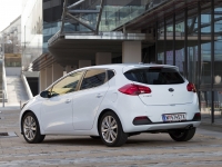 Kia CEE'd Hatchback 5-door. (2 generation) 1.4 MT Classic (2013) foto, Kia CEE'd Hatchback 5-door. (2 generation) 1.4 MT Classic (2013) fotos, Kia CEE'd Hatchback 5-door. (2 generation) 1.4 MT Classic (2013) imagen, Kia CEE'd Hatchback 5-door. (2 generation) 1.4 MT Classic (2013) imagenes, Kia CEE'd Hatchback 5-door. (2 generation) 1.4 MT Classic (2013) fotografía