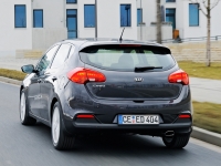 Kia CEE'd Hatchback 5-door. (2 generation) 1.4 MT Classic (2013) foto, Kia CEE'd Hatchback 5-door. (2 generation) 1.4 MT Classic (2013) fotos, Kia CEE'd Hatchback 5-door. (2 generation) 1.4 MT Classic (2013) imagen, Kia CEE'd Hatchback 5-door. (2 generation) 1.4 MT Classic (2013) imagenes, Kia CEE'd Hatchback 5-door. (2 generation) 1.4 MT Classic (2013) fotografía