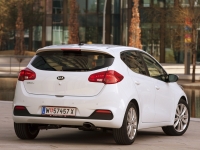 Kia CEE'd Hatchback 5-door. (2 generation) 1.4 MT Classic (2013) foto, Kia CEE'd Hatchback 5-door. (2 generation) 1.4 MT Classic (2013) fotos, Kia CEE'd Hatchback 5-door. (2 generation) 1.4 MT Classic (2013) imagen, Kia CEE'd Hatchback 5-door. (2 generation) 1.4 MT Classic (2013) imagenes, Kia CEE'd Hatchback 5-door. (2 generation) 1.4 MT Classic (2013) fotografía