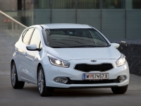 Kia CEE'd Hatchback 5-door. (2 generation) 1.6 AT (129hp) Comfort (2013) foto, Kia CEE'd Hatchback 5-door. (2 generation) 1.6 AT (129hp) Comfort (2013) fotos, Kia CEE'd Hatchback 5-door. (2 generation) 1.6 AT (129hp) Comfort (2013) imagen, Kia CEE'd Hatchback 5-door. (2 generation) 1.6 AT (129hp) Comfort (2013) imagenes, Kia CEE'd Hatchback 5-door. (2 generation) 1.6 AT (129hp) Comfort (2013) fotografía