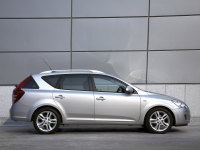 Kia CEE'd SW estate (1 generation) 1.6 AT (122hp) foto, Kia CEE'd SW estate (1 generation) 1.6 AT (122hp) fotos, Kia CEE'd SW estate (1 generation) 1.6 AT (122hp) imagen, Kia CEE'd SW estate (1 generation) 1.6 AT (122hp) imagenes, Kia CEE'd SW estate (1 generation) 1.6 AT (122hp) fotografía