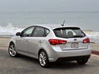 Kia Forte Hatchback (1 generation) 2.0 MT (156 HP) foto, Kia Forte Hatchback (1 generation) 2.0 MT (156 HP) fotos, Kia Forte Hatchback (1 generation) 2.0 MT (156 HP) imagen, Kia Forte Hatchback (1 generation) 2.0 MT (156 HP) imagenes, Kia Forte Hatchback (1 generation) 2.0 MT (156 HP) fotografía