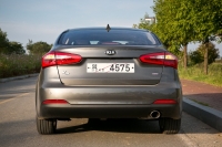 Kia K3 Saloon (1 generation) 1.6 GDI MT (140 HP) foto, Kia K3 Saloon (1 generation) 1.6 GDI MT (140 HP) fotos, Kia K3 Saloon (1 generation) 1.6 GDI MT (140 HP) imagen, Kia K3 Saloon (1 generation) 1.6 GDI MT (140 HP) imagenes, Kia K3 Saloon (1 generation) 1.6 GDI MT (140 HP) fotografía