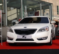 Kia K7 Saloon (1 generation) 2.4 AT (180 HP) opiniones, Kia K7 Saloon (1 generation) 2.4 AT (180 HP) precio, Kia K7 Saloon (1 generation) 2.4 AT (180 HP) comprar, Kia K7 Saloon (1 generation) 2.4 AT (180 HP) caracteristicas, Kia K7 Saloon (1 generation) 2.4 AT (180 HP) especificaciones, Kia K7 Saloon (1 generation) 2.4 AT (180 HP) Ficha tecnica, Kia K7 Saloon (1 generation) 2.4 AT (180 HP) Automovil