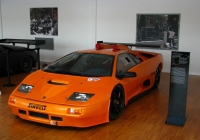 Lamborghini Diablo GT coupe 2-door (2 generation) 6.0 GT MT (575 hp) foto, Lamborghini Diablo GT coupe 2-door (2 generation) 6.0 GT MT (575 hp) fotos, Lamborghini Diablo GT coupe 2-door (2 generation) 6.0 GT MT (575 hp) imagen, Lamborghini Diablo GT coupe 2-door (2 generation) 6.0 GT MT (575 hp) imagenes, Lamborghini Diablo GT coupe 2-door (2 generation) 6.0 GT MT (575 hp) fotografía