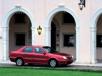 Lancia Lybra Saloon (1 generation) 1.8 MT (131 hp) foto, Lancia Lybra Saloon (1 generation) 1.8 MT (131 hp) fotos, Lancia Lybra Saloon (1 generation) 1.8 MT (131 hp) imagen, Lancia Lybra Saloon (1 generation) 1.8 MT (131 hp) imagenes, Lancia Lybra Saloon (1 generation) 1.8 MT (131 hp) fotografía