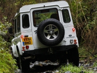 Land Rover Defender 90 SUV 3-door (1 generation) 2.2 TD MT (122hp) LXV (2013) foto, Land Rover Defender 90 SUV 3-door (1 generation) 2.2 TD MT (122hp) LXV (2013) fotos, Land Rover Defender 90 SUV 3-door (1 generation) 2.2 TD MT (122hp) LXV (2013) imagen, Land Rover Defender 90 SUV 3-door (1 generation) 2.2 TD MT (122hp) LXV (2013) imagenes, Land Rover Defender 90 SUV 3-door (1 generation) 2.2 TD MT (122hp) LXV (2013) fotografía