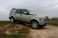 Land Rover Discovery IV SUV (4th generation) 3.0 SDV6 4WD AT (249hp) SE foto, Land Rover Discovery IV SUV (4th generation) 3.0 SDV6 4WD AT (249hp) SE fotos, Land Rover Discovery IV SUV (4th generation) 3.0 SDV6 4WD AT (249hp) SE imagen, Land Rover Discovery IV SUV (4th generation) 3.0 SDV6 4WD AT (249hp) SE imagenes, Land Rover Discovery IV SUV (4th generation) 3.0 SDV6 4WD AT (249hp) SE fotografía