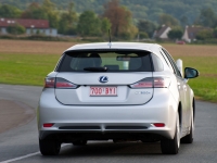 Lexus CT Hatchback 5-door. (1 generation) 200h CVT (136hp) Comfort foto, Lexus CT Hatchback 5-door. (1 generation) 200h CVT (136hp) Comfort fotos, Lexus CT Hatchback 5-door. (1 generation) 200h CVT (136hp) Comfort imagen, Lexus CT Hatchback 5-door. (1 generation) 200h CVT (136hp) Comfort imagenes, Lexus CT Hatchback 5-door. (1 generation) 200h CVT (136hp) Comfort fotografía