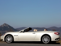 Maserati GranCabrio Convertible 2-door (1 generation) 4.7 AT (440 hp) basic foto, Maserati GranCabrio Convertible 2-door (1 generation) 4.7 AT (440 hp) basic fotos, Maserati GranCabrio Convertible 2-door (1 generation) 4.7 AT (440 hp) basic imagen, Maserati GranCabrio Convertible 2-door (1 generation) 4.7 AT (440 hp) basic imagenes, Maserati GranCabrio Convertible 2-door (1 generation) 4.7 AT (440 hp) basic fotografía