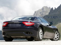 Maserati GranTurismo Coupe 2-door (1 generation) 4.2 AT (405 hp) basic foto, Maserati GranTurismo Coupe 2-door (1 generation) 4.2 AT (405 hp) basic fotos, Maserati GranTurismo Coupe 2-door (1 generation) 4.2 AT (405 hp) basic imagen, Maserati GranTurismo Coupe 2-door (1 generation) 4.2 AT (405 hp) basic imagenes, Maserati GranTurismo Coupe 2-door (1 generation) 4.2 AT (405 hp) basic fotografía