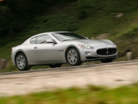 Maserati GranTurismo Coupe 2-door (1 generation) 4.2 AT (405 hp) basic foto, Maserati GranTurismo Coupe 2-door (1 generation) 4.2 AT (405 hp) basic fotos, Maserati GranTurismo Coupe 2-door (1 generation) 4.2 AT (405 hp) basic imagen, Maserati GranTurismo Coupe 2-door (1 generation) 4.2 AT (405 hp) basic imagenes, Maserati GranTurismo Coupe 2-door (1 generation) 4.2 AT (405 hp) basic fotografía