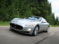 Maserati GranTurismo Coupe 2-door (1 generation) 4.2 AT (405 hp) basic foto, Maserati GranTurismo Coupe 2-door (1 generation) 4.2 AT (405 hp) basic fotos, Maserati GranTurismo Coupe 2-door (1 generation) 4.2 AT (405 hp) basic imagen, Maserati GranTurismo Coupe 2-door (1 generation) 4.2 AT (405 hp) basic imagenes, Maserati GranTurismo Coupe 2-door (1 generation) 4.2 AT (405 hp) basic fotografía