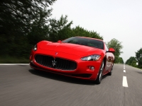 Maserati GranTurismo S coupe 2-door (1 generation) 4.7 AT (440hp) foto, Maserati GranTurismo S coupe 2-door (1 generation) 4.7 AT (440hp) fotos, Maserati GranTurismo S coupe 2-door (1 generation) 4.7 AT (440hp) imagen, Maserati GranTurismo S coupe 2-door (1 generation) 4.7 AT (440hp) imagenes, Maserati GranTurismo S coupe 2-door (1 generation) 4.7 AT (440hp) fotografía