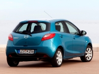 Mazda 2 Hatchback (2 generation) 1.5 AT (103hp) Cosmo Edition foto, Mazda 2 Hatchback (2 generation) 1.5 AT (103hp) Cosmo Edition fotos, Mazda 2 Hatchback (2 generation) 1.5 AT (103hp) Cosmo Edition imagen, Mazda 2 Hatchback (2 generation) 1.5 AT (103hp) Cosmo Edition imagenes, Mazda 2 Hatchback (2 generation) 1.5 AT (103hp) Cosmo Edition fotografía