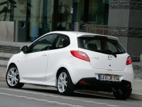 Mazda 2 Hatchback 3-door (2 generation) 1.4 MZ-CD MT (68 HP) foto, Mazda 2 Hatchback 3-door (2 generation) 1.4 MZ-CD MT (68 HP) fotos, Mazda 2 Hatchback 3-door (2 generation) 1.4 MZ-CD MT (68 HP) imagen, Mazda 2 Hatchback 3-door (2 generation) 1.4 MZ-CD MT (68 HP) imagenes, Mazda 2 Hatchback 3-door (2 generation) 1.4 MZ-CD MT (68 HP) fotografía