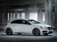 Mercedes-Benz A-Class AMG hatchback 5-door. (W176) A45 AMG 4Matic 7G-DCT (360 HP) Special series foto, Mercedes-Benz A-Class AMG hatchback 5-door. (W176) A45 AMG 4Matic 7G-DCT (360 HP) Special series fotos, Mercedes-Benz A-Class AMG hatchback 5-door. (W176) A45 AMG 4Matic 7G-DCT (360 HP) Special series imagen, Mercedes-Benz A-Class AMG hatchback 5-door. (W176) A45 AMG 4Matic 7G-DCT (360 HP) Special series imagenes, Mercedes-Benz A-Class AMG hatchback 5-door. (W176) A45 AMG 4Matic 7G-DCT (360 HP) Special series fotografía