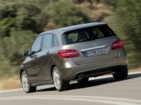 Mercedes-Benz B-Class Hatchback (W246) B 180 CDI BlueEfficiency 7G-DCT (109hp) foto, Mercedes-Benz B-Class Hatchback (W246) B 180 CDI BlueEfficiency 7G-DCT (109hp) fotos, Mercedes-Benz B-Class Hatchback (W246) B 180 CDI BlueEfficiency 7G-DCT (109hp) imagen, Mercedes-Benz B-Class Hatchback (W246) B 180 CDI BlueEfficiency 7G-DCT (109hp) imagenes, Mercedes-Benz B-Class Hatchback (W246) B 180 CDI BlueEfficiency 7G-DCT (109hp) fotografía