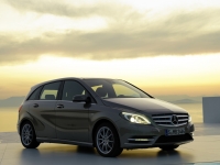 Mercedes-Benz B-Class Hatchback (W246) B 180 CDI BlueEfficiency MT (109hp) basic foto, Mercedes-Benz B-Class Hatchback (W246) B 180 CDI BlueEfficiency MT (109hp) basic fotos, Mercedes-Benz B-Class Hatchback (W246) B 180 CDI BlueEfficiency MT (109hp) basic imagen, Mercedes-Benz B-Class Hatchback (W246) B 180 CDI BlueEfficiency MT (109hp) basic imagenes, Mercedes-Benz B-Class Hatchback (W246) B 180 CDI BlueEfficiency MT (109hp) basic fotografía