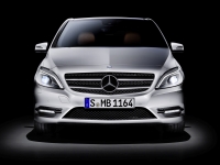 Mercedes-Benz B-Class Hatchback (W246) B 200 CDI BlueEficiency MT (136hp) foto, Mercedes-Benz B-Class Hatchback (W246) B 200 CDI BlueEficiency MT (136hp) fotos, Mercedes-Benz B-Class Hatchback (W246) B 200 CDI BlueEficiency MT (136hp) imagen, Mercedes-Benz B-Class Hatchback (W246) B 200 CDI BlueEficiency MT (136hp) imagenes, Mercedes-Benz B-Class Hatchback (W246) B 200 CDI BlueEficiency MT (136hp) fotografía