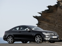 Mercedes-Benz C-Class Coupe 2-door (W204/S204) C 180 MT foto, Mercedes-Benz C-Class Coupe 2-door (W204/S204) C 180 MT fotos, Mercedes-Benz C-Class Coupe 2-door (W204/S204) C 180 MT imagen, Mercedes-Benz C-Class Coupe 2-door (W204/S204) C 180 MT imagenes, Mercedes-Benz C-Class Coupe 2-door (W204/S204) C 180 MT fotografía